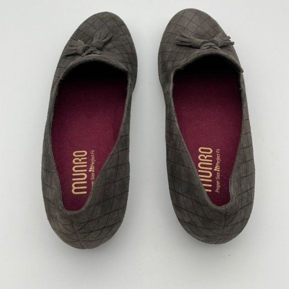 Munro Tallie Slip On Suede Gray Quilted Pattern Flat; Size 7.5N - Picture 6 of 11